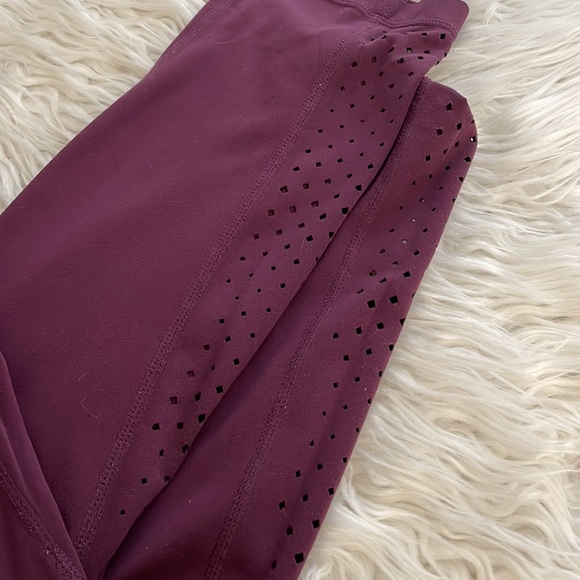 Athleta leggings. Size large - Picture 2 of 3